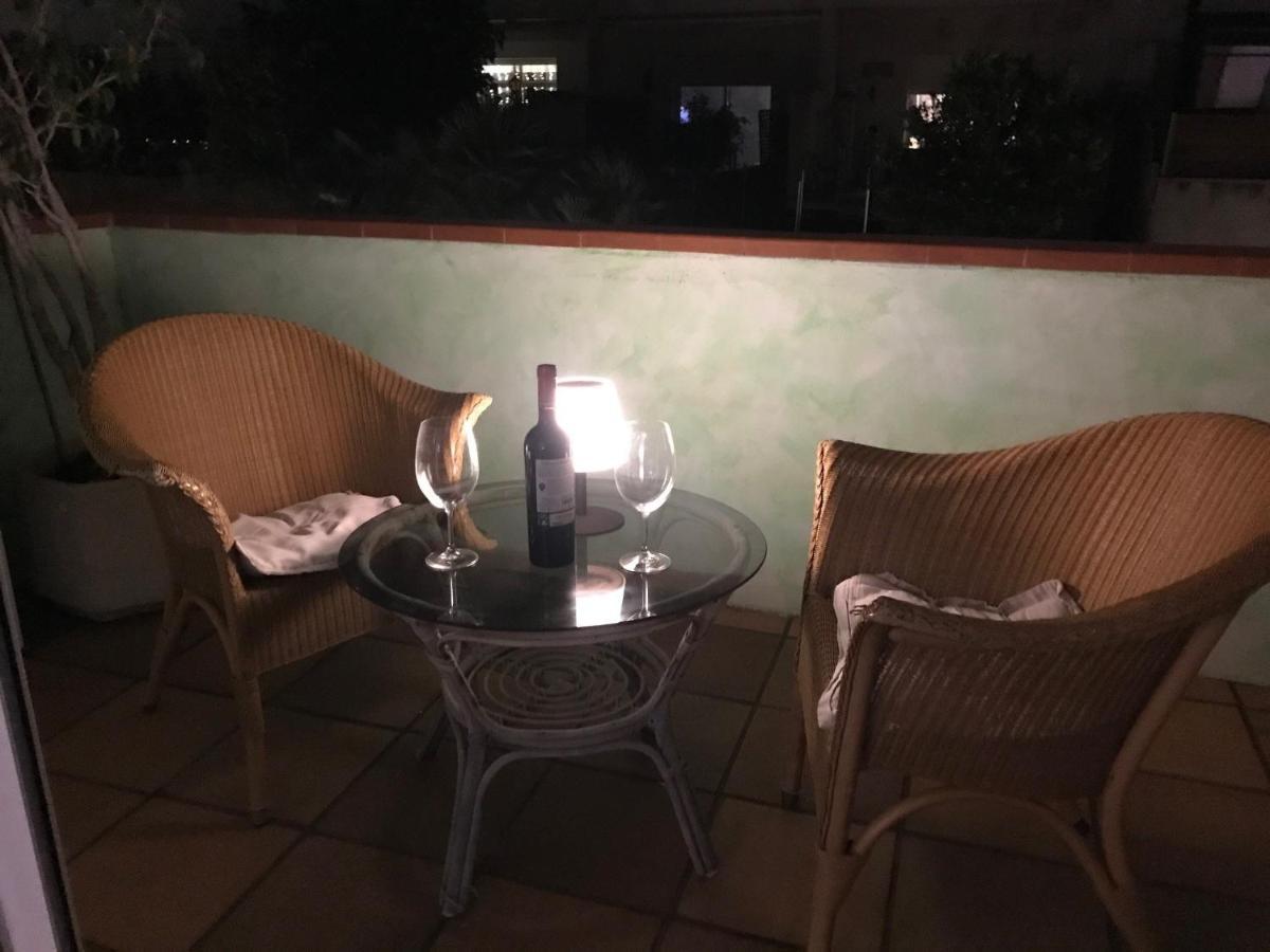 Gran Apartamento De 4 Habitaciones En Sitges Esterno foto